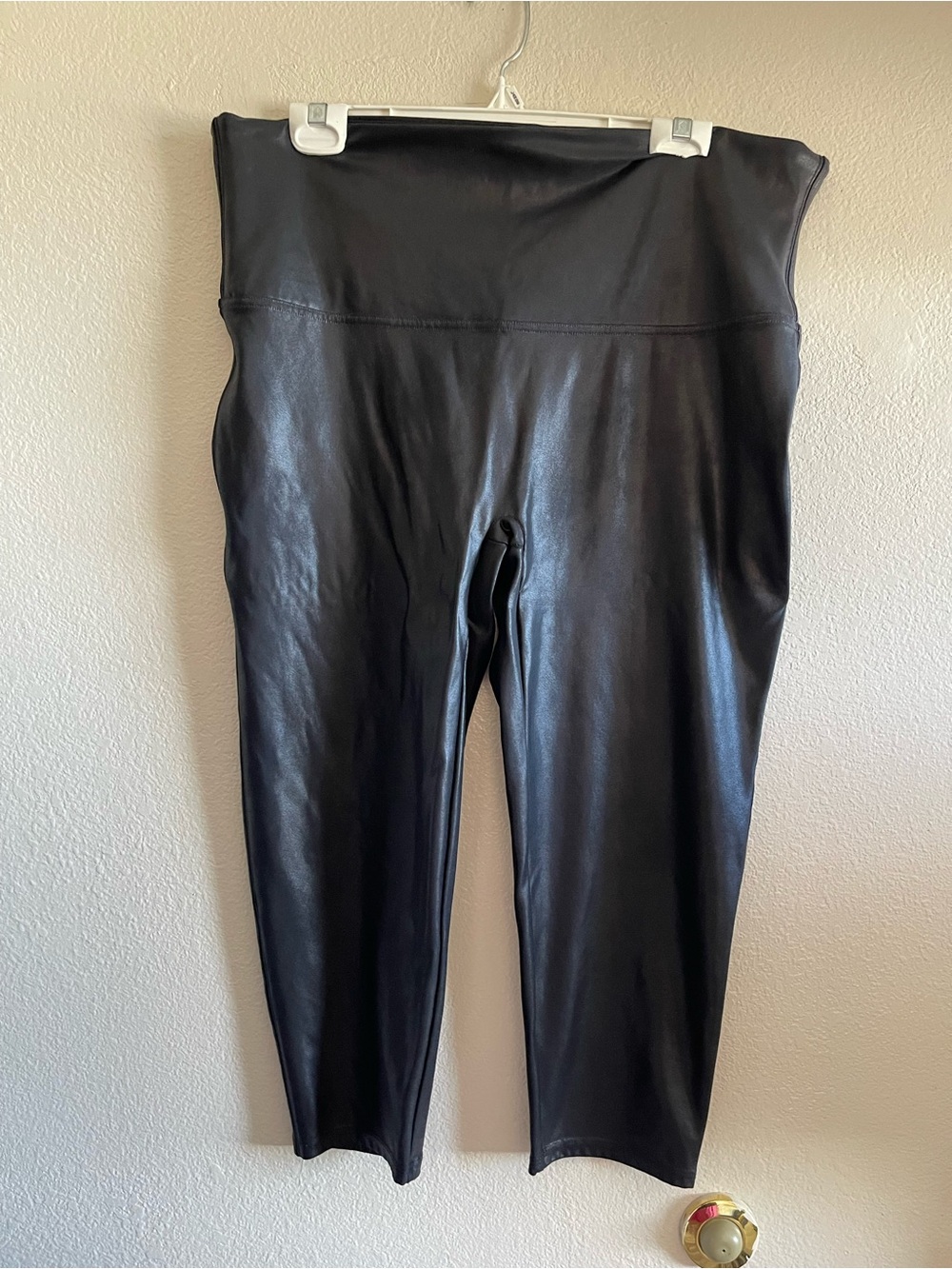 Spanx Faux Leather Cropped Leggings Plus Size 3X